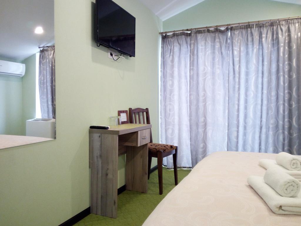 Hotel Salmer Тбілісі Екстер'єр фото