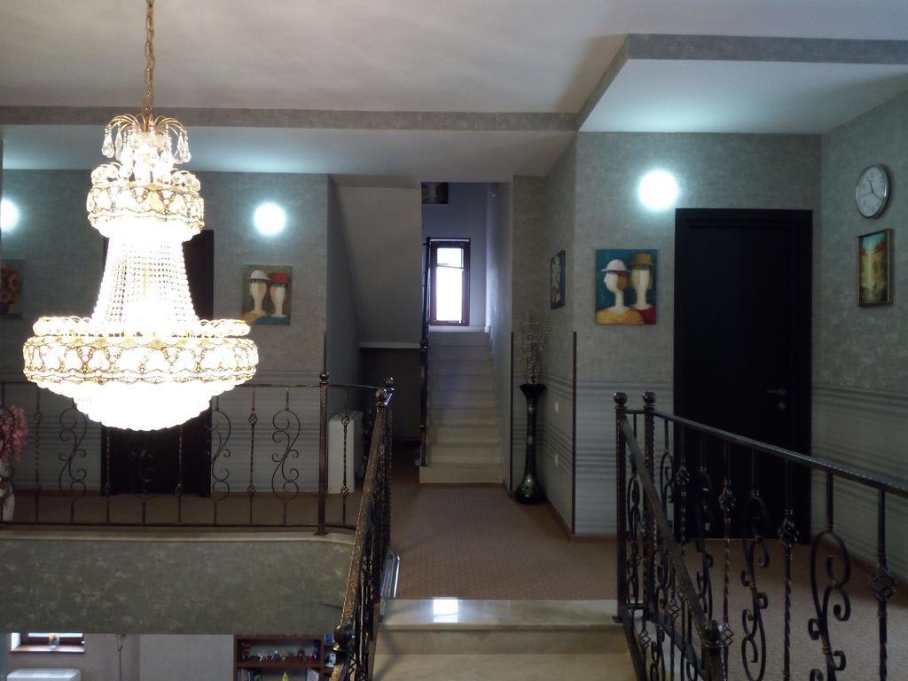 Hotel Salmer Тбілісі Екстер'єр фото