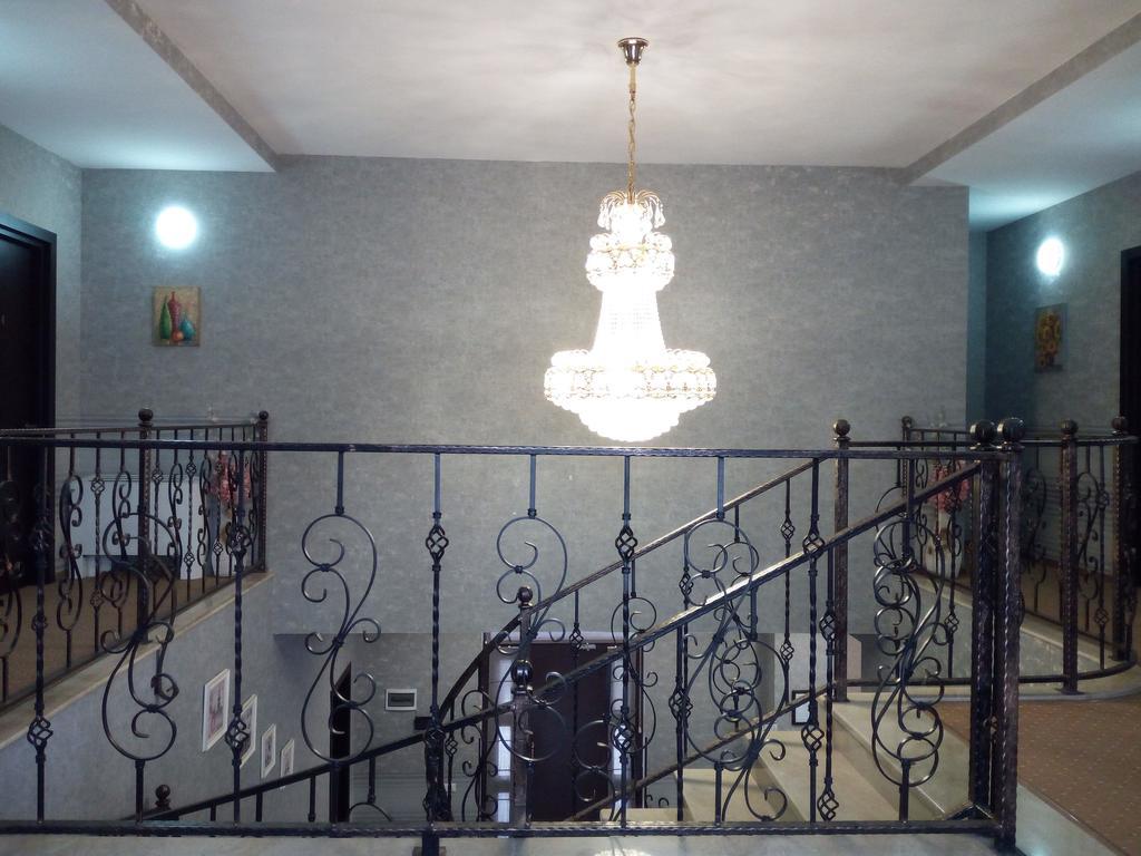 Hotel Salmer Тбілісі Екстер'єр фото