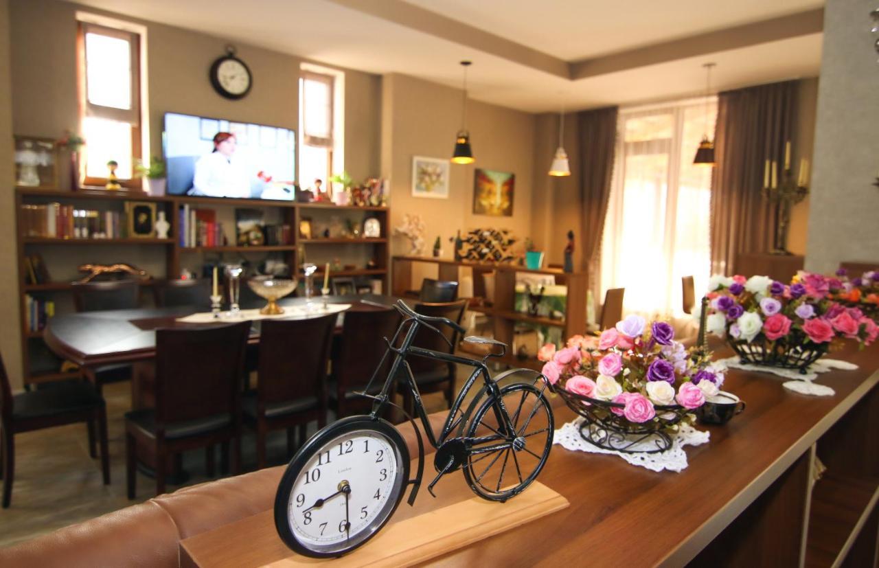 Hotel Salmer Тбілісі Екстер'єр фото